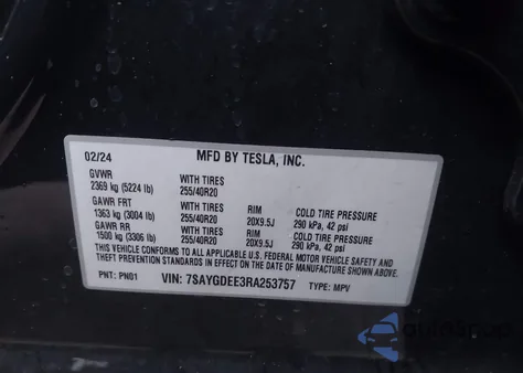 2024 Tesla Model Y Long Range Dual Motor All-Wheel Drive из США, поврежденный, VIN 7SAYGDEE3RA253757